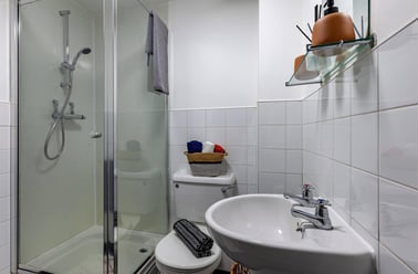 Wellington Street, Devonshire Green, Sheffield - Image 2